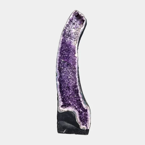 Front view of Amethyst Statement Piece N°6 (138 cm), showcasing its tall, curved geode formation with deep purple crystals.